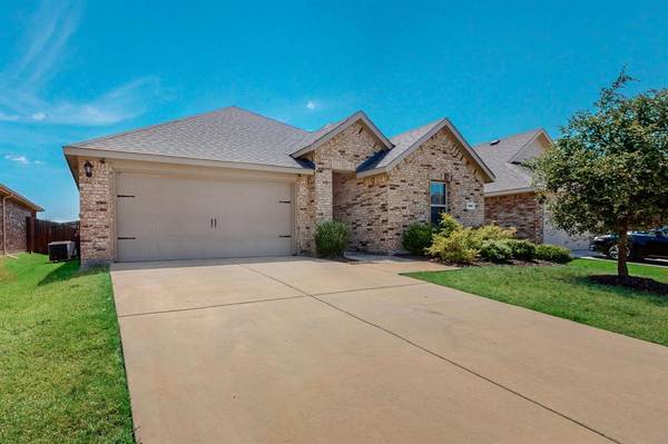 990 Levi Lane, Forney, TX 75126