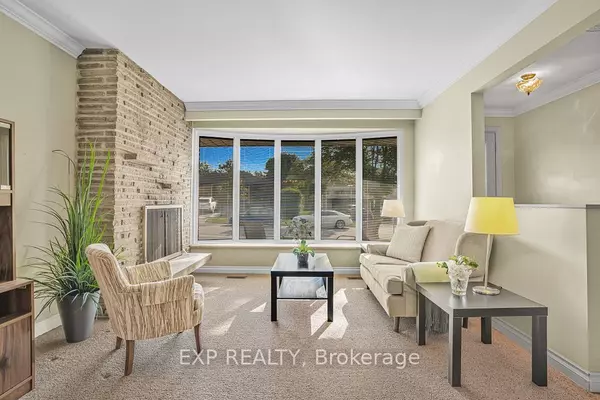 Toronto W08, ON M9C 3A6,2 Guernsey DR