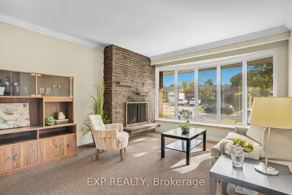 Toronto W08, ON M9C 3A6,2 Guernsey DR