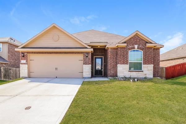 5 Heron Drive, Sanger, TX 76266