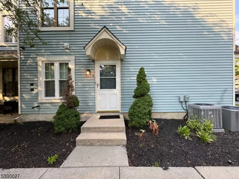 227A Derry Hill Ct, Mount Laurel Twp., NJ 08054