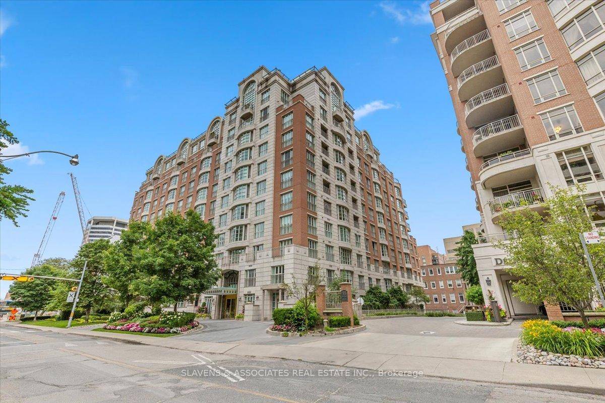 Toronto C02, ON M4V 3C7,33 Delisle AVE #108