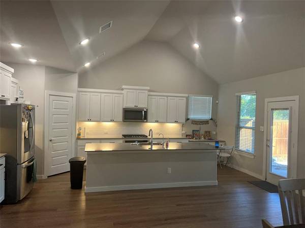 Celina, TX 75009,2017 Cedar Valley Drive