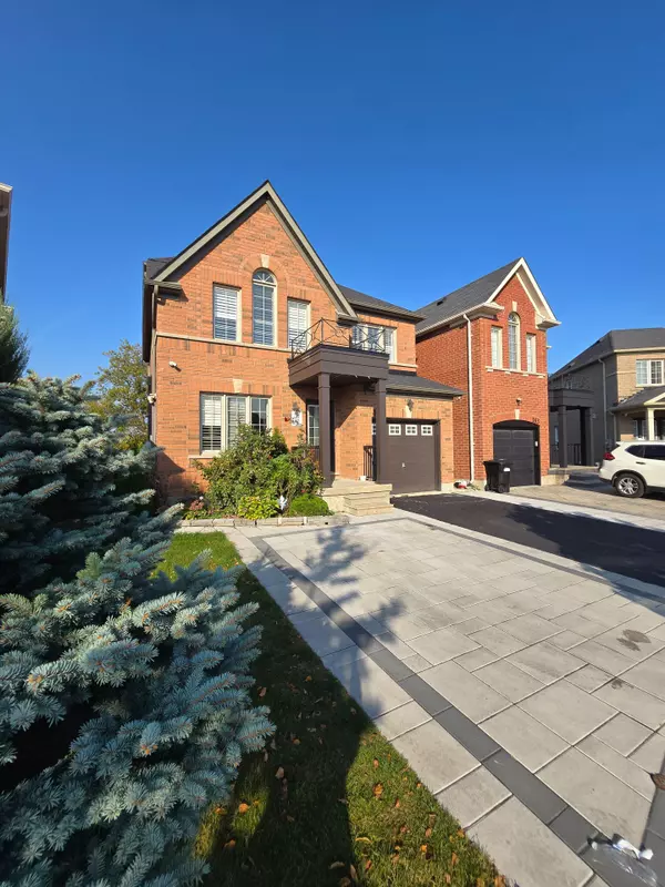 Bradford West Gwillimbury, ON L3Z 0L3,167 ARMSTRONG CRES