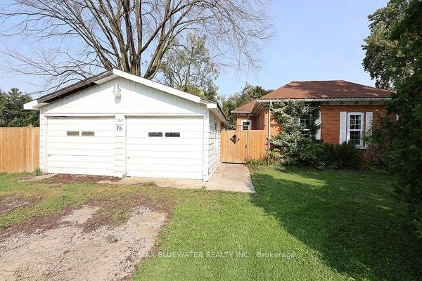 Lambton Shores, ON N0M 2N0,76 Sarah ST