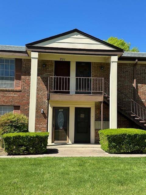 4026 Ridglea Country Club Drive #703, Fort Worth, TX 76126