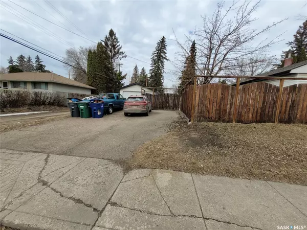 Saskatoon, SK S7J 2L7,208 Wilson CRESCENT