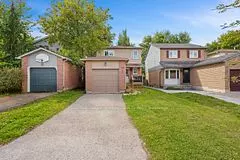 Simcoe, ON L4M 6G5,16 Lindsay CT