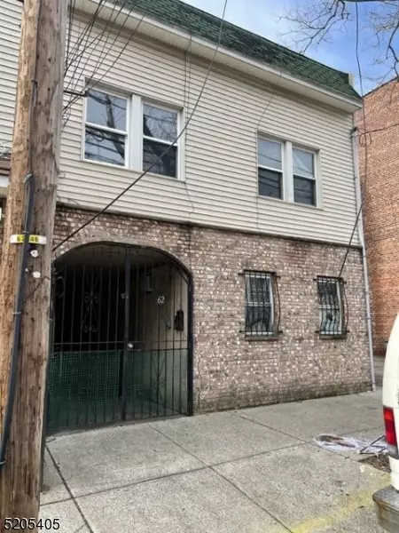 62 Stone St, Newark City, NJ 07104