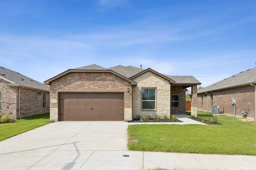 Fort Worth, TX 76179,8617 Centerboard Lane