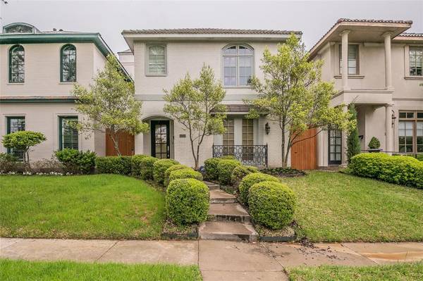 5010 Byers Avenue, Fort Worth, TX 76107