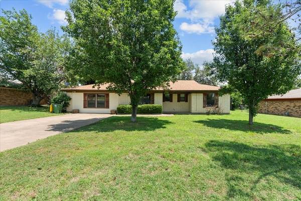 508 N Pearson Street,  Godley,  TX 76044