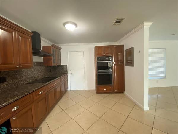 Boca Raton, FL 33428,22761 Neptune Road