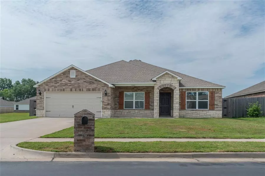 1001 Colhurst Lane, Claremore, OK 74019