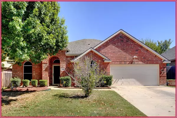 1117 Hidden Lake Drive, Burleson, TX 76028