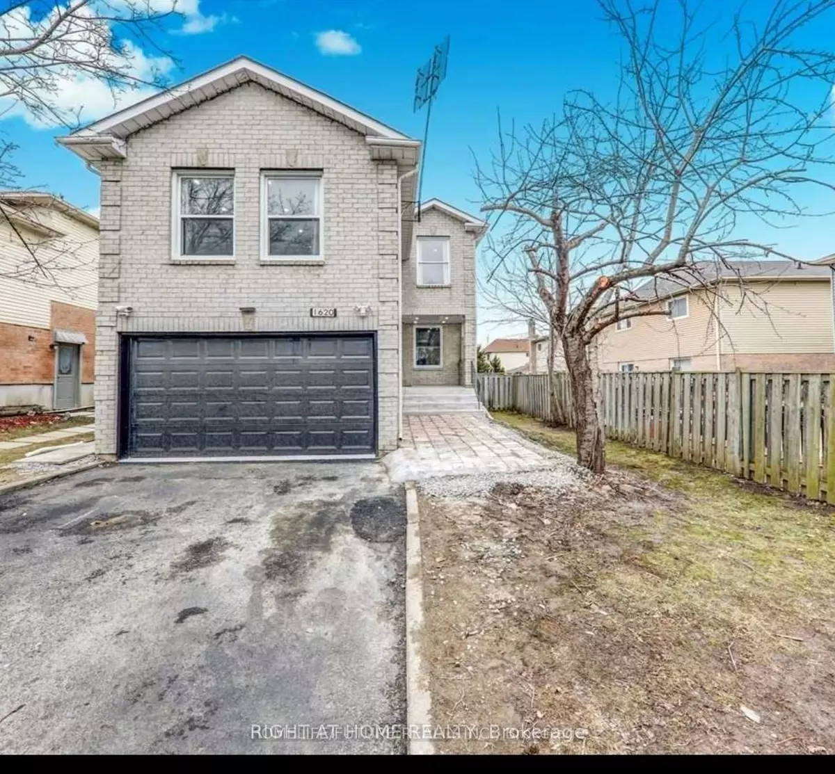 Pickering, ON L1X 2B6,1620 Mcbrady CRES #MAIN