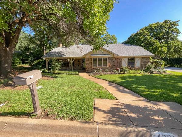 4301 Steeplechase Trail, Arlington, TX 76016