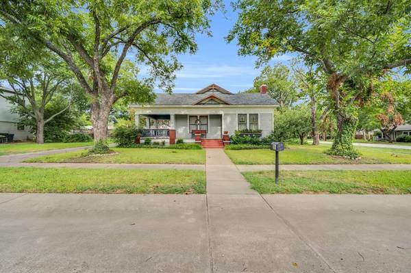 Midlothian, TX 76065,219 N 5th Street