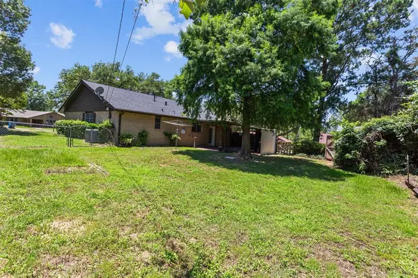 Athens, TX 75751,107 Karen Court