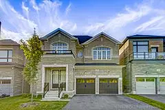 180 Sunset Vista CT, Aurora, ON L4G 3Y1