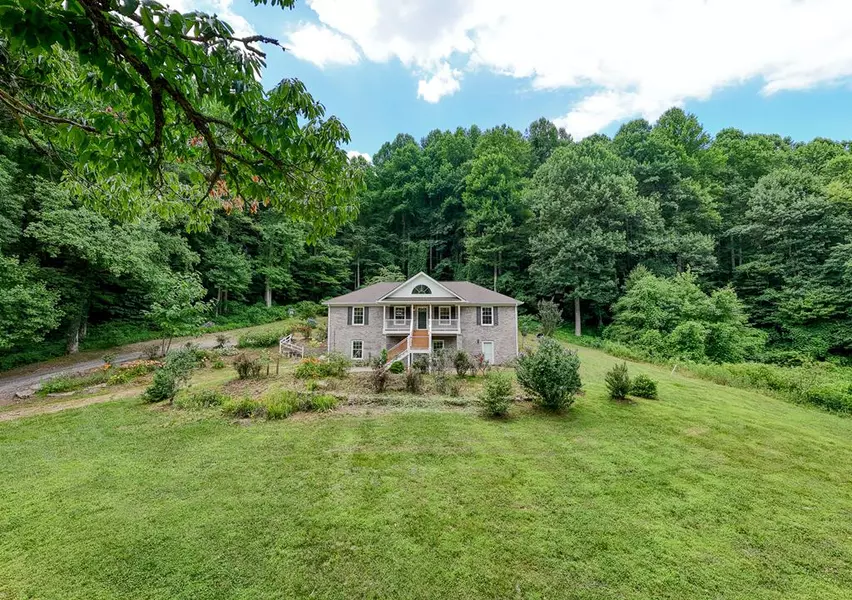 6758 Yellow Creek Road, Robbinsville, NC 28771