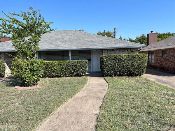 113 Wildwood Drive, Duncanville, TX 75137