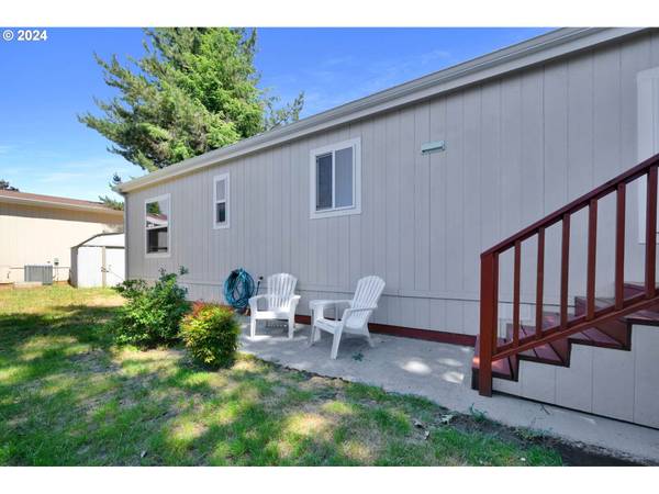 Eugene, OR 97408,1475 GREEN ACRES RD #148