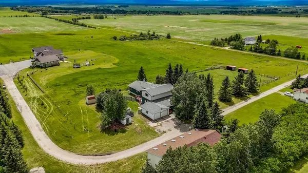 Rural Rocky View County, AB T3Z 1M8,240122 Range Road 34