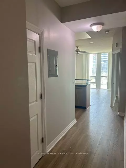 Mississauga, ON L5B 4N4,220 Burnhamthorpe RD W #401