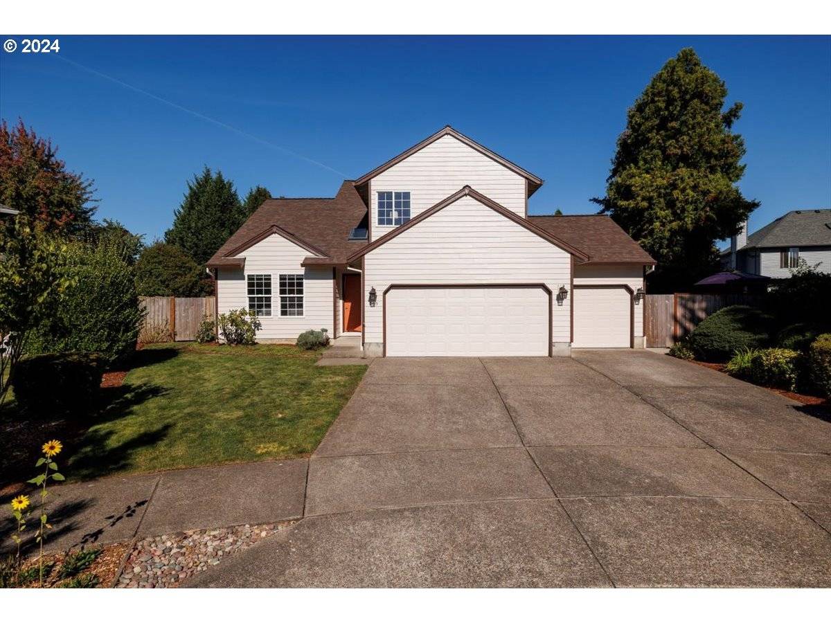 Hillsboro, OR 97124,665 NE VALARIE CT