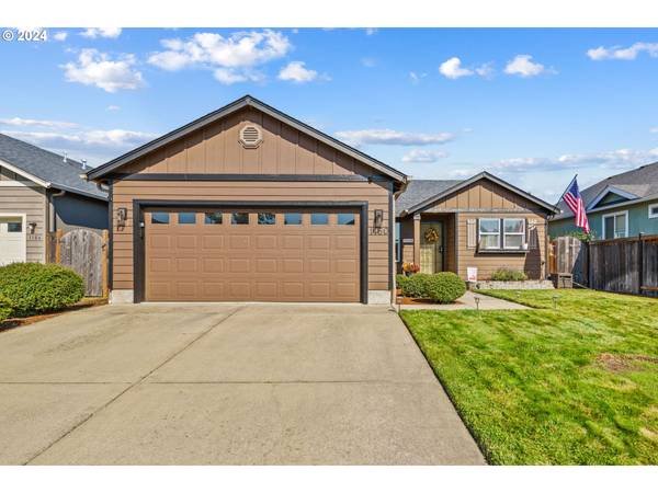 1150 S 2ND ST, Cottage Grove, OR 97424