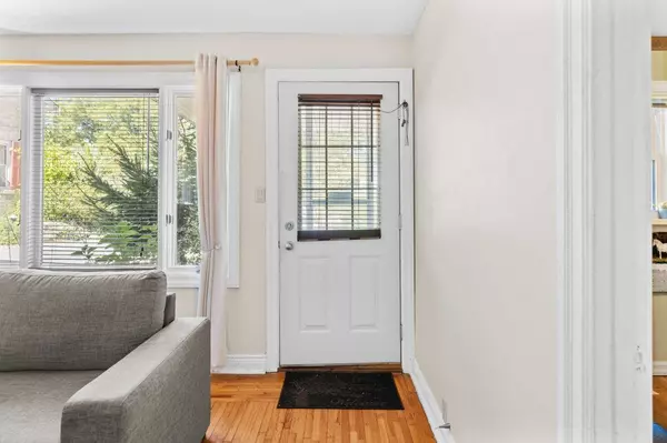 Hamilton, ON L0R 2H0,40 Union ST