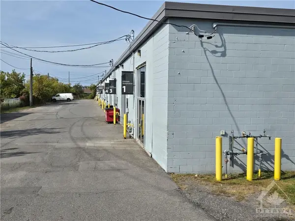 Ottawa, ON K1T 1M5,1501 SIEVERIGHT AVE #1 & 2