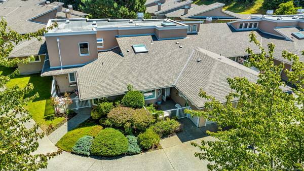 3049 Brittany Dr #6, Colwood, BC V9B 5P8