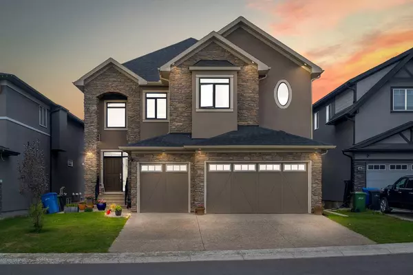 205 Kinniburgh CV, Chestermere, AB T1X 0Y6