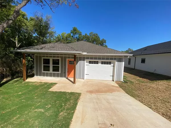 1221 W Johnson Street, Denison, TX 75020