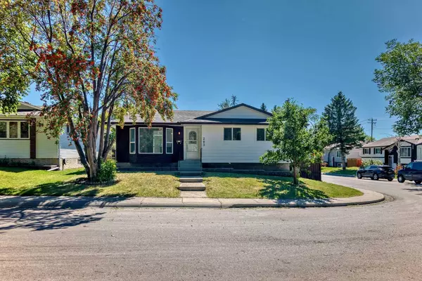 203 Rundleside CRES NE, Calgary, AB T1Y 1G7