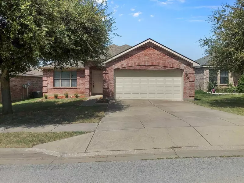 7209 Starwood Drive, Fort Worth, TX 76137