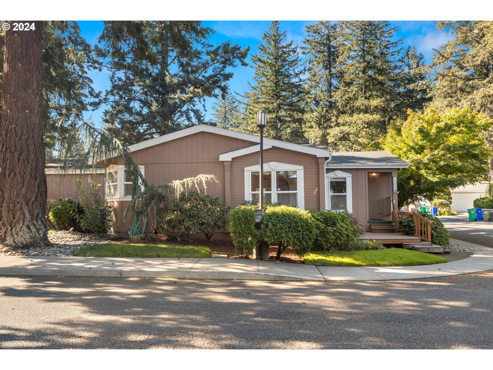 Portland, OR 97236,13244 SE REEDWAY PL