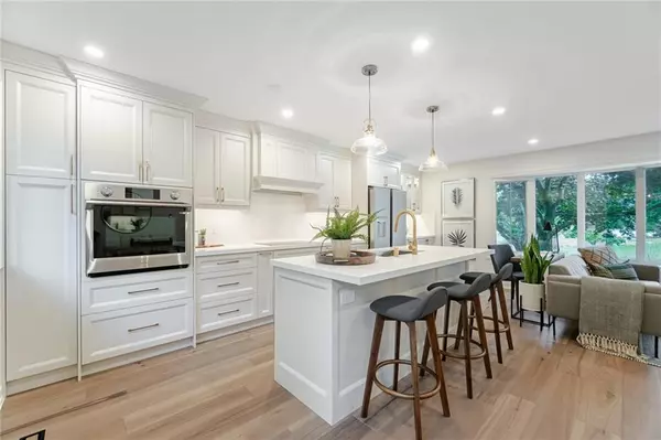 3150 BENTWORTH Drive, Burlington, ON L7M 1M2