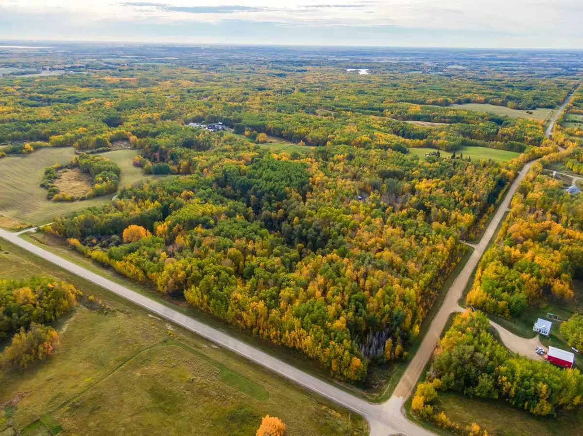 Rural Parkland County, AB T7X 3V3,54129 Range Road 280