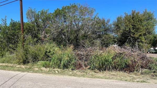 3214 Hilltop Road, Granbury, TX 76048