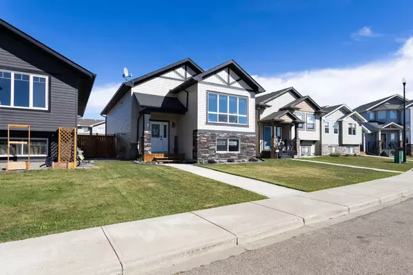 Sylvan Lake, AB T4S 0J8,7 Richfield CRES