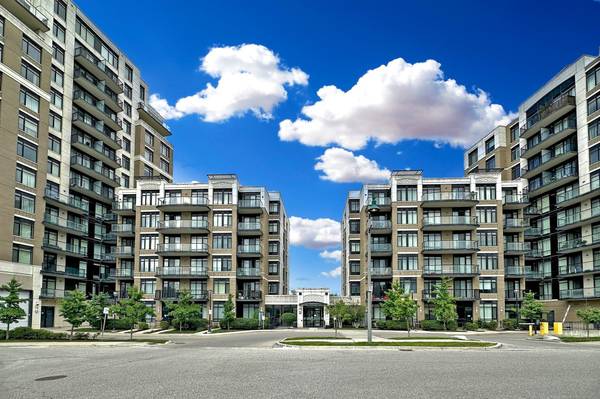 151 Upper Duke CRES #203, Markham, ON L6G 0E1