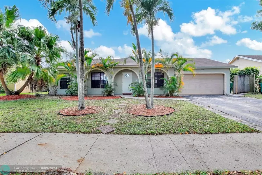 5005 SW 104th Ave, Cooper City, FL 33328