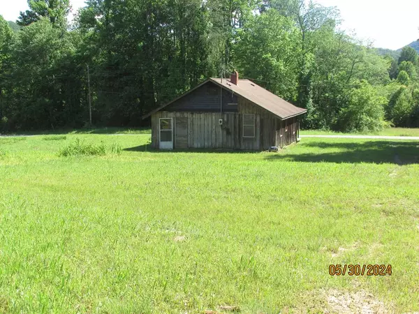 Hayesville, NC 28904,928 Waldroup Road