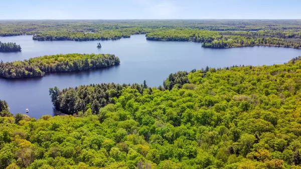 Magnetawan, ON 00000,N/A Ahmic Lake RD