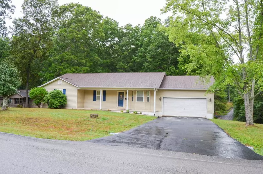 2162 Spruce Loop, Crossville, TN 38555