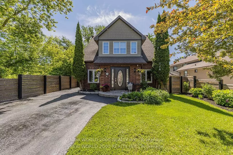 245 Lakeland CRES, Richmond Hill, ON L4E 3A6