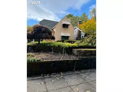 Portland, OR 97212,3233 NE 13TH AVE